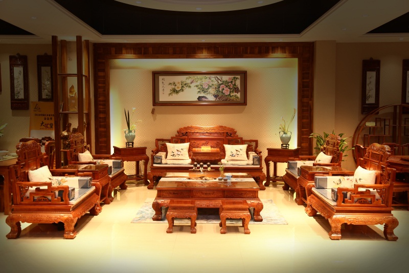 缅甸花梨祥瑞宝座沙发